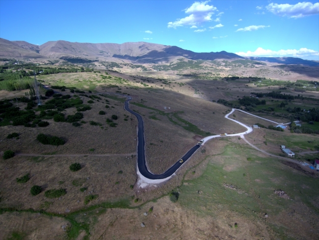 Köylerine 35 yıl sonra su geldi